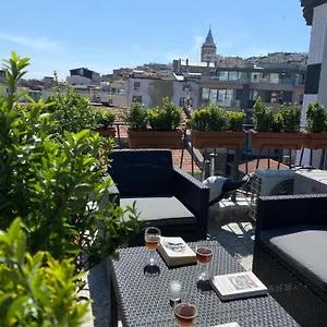https://galata-vav-suites.istanbul-turkeyhotels.com
